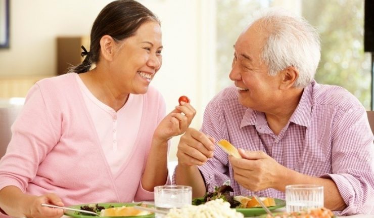 Tặng Đông Trùng Hạ Thảo Cho Ông Bà – Món Quà Tri Ân Ý Nghĩa Dịp Lễ Tết